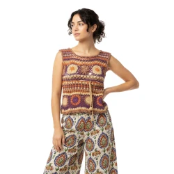 Top original de crochet con tirantes hecho a mano TPNE1804