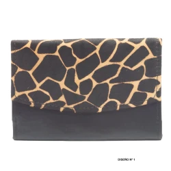 Monedero de Piel Artesanal con Solapa Animal Print - Tamaño Mediano