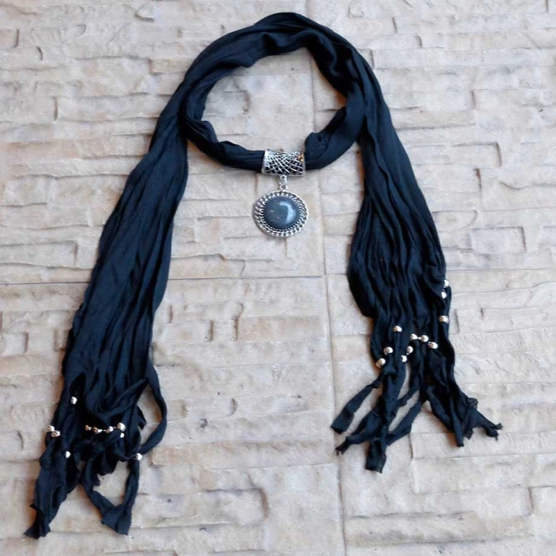 Collar Pañuelo CL129IN