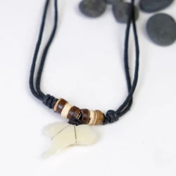 Collar diente tiburon CL140BA