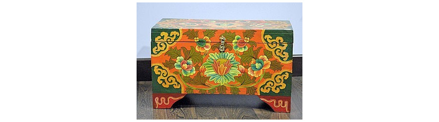 Muebles tibetanos artesanales, pintados y fabricados de forma manual